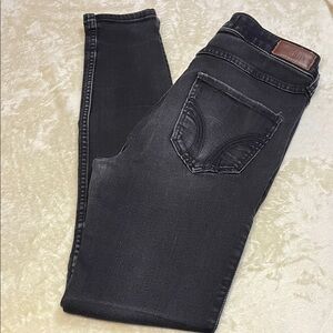 Hollister High-Rise Super Skinny Classic Stretch Black Denim Jeans